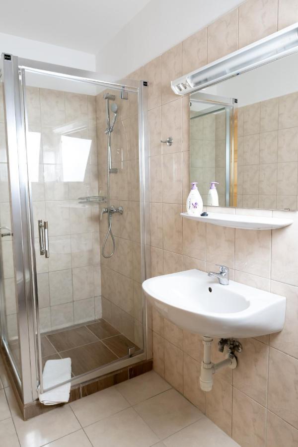 Liszt Apartman Pécs Zewnętrze zdjęcie